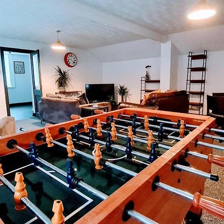 Gorgeous Town Center 3 Bedroom Self Contained Apartment For 1-5 People هاروغايت المظهر الخارجي الصورة